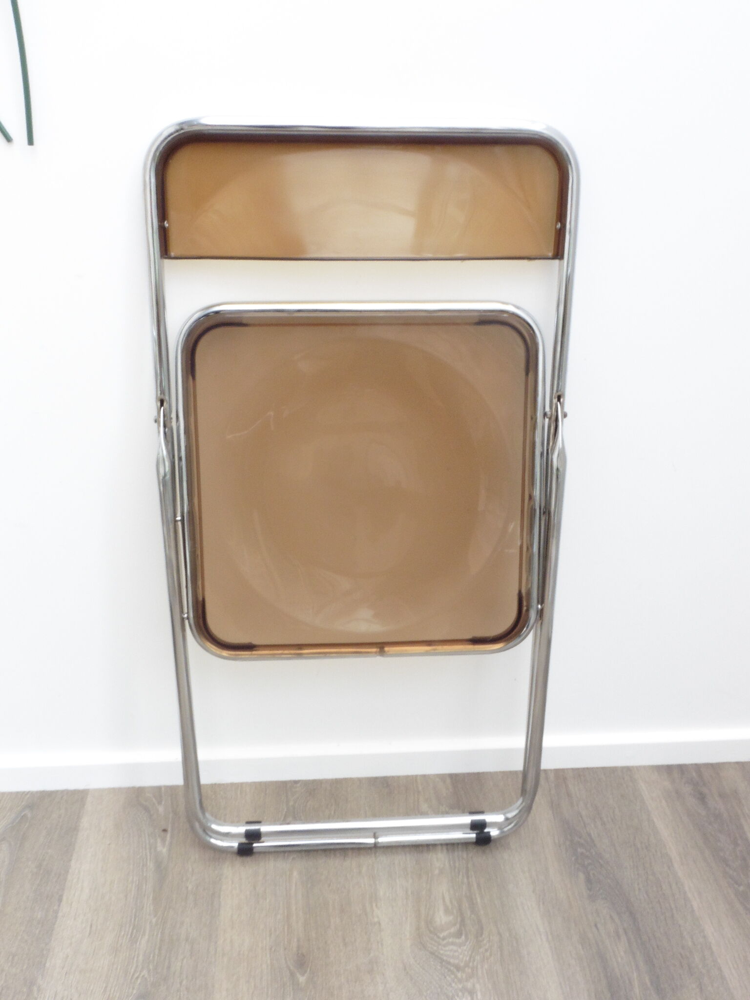 2 chairs folding plexiglass smoked