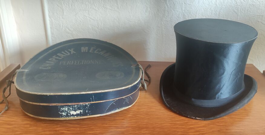 Chapeau mécanique et sa boîte d origine | Selency