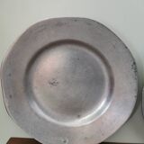 Set of 2 vintage octagonal solid metal aluminum or pewter plates