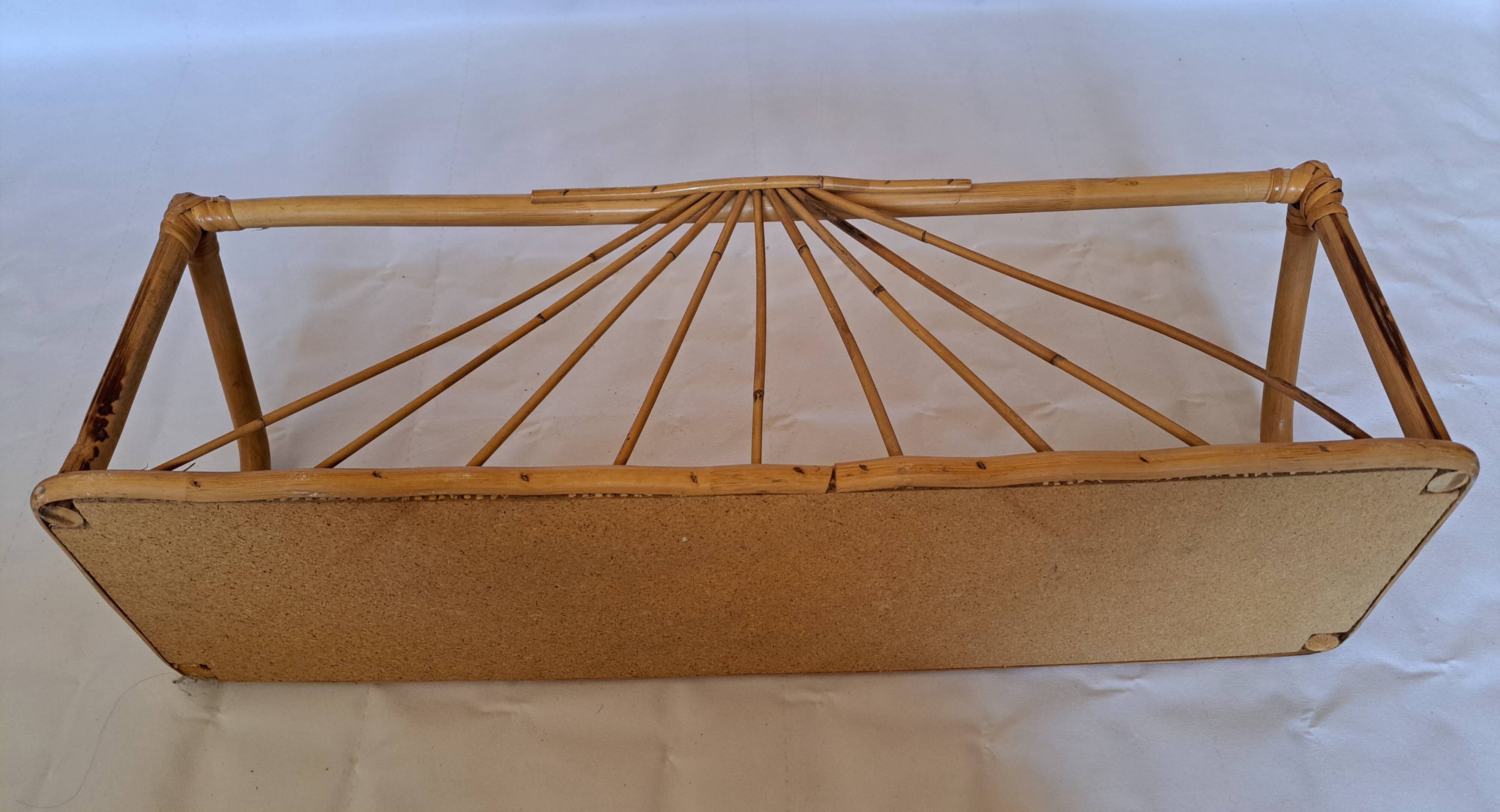 Pair of wall shelves