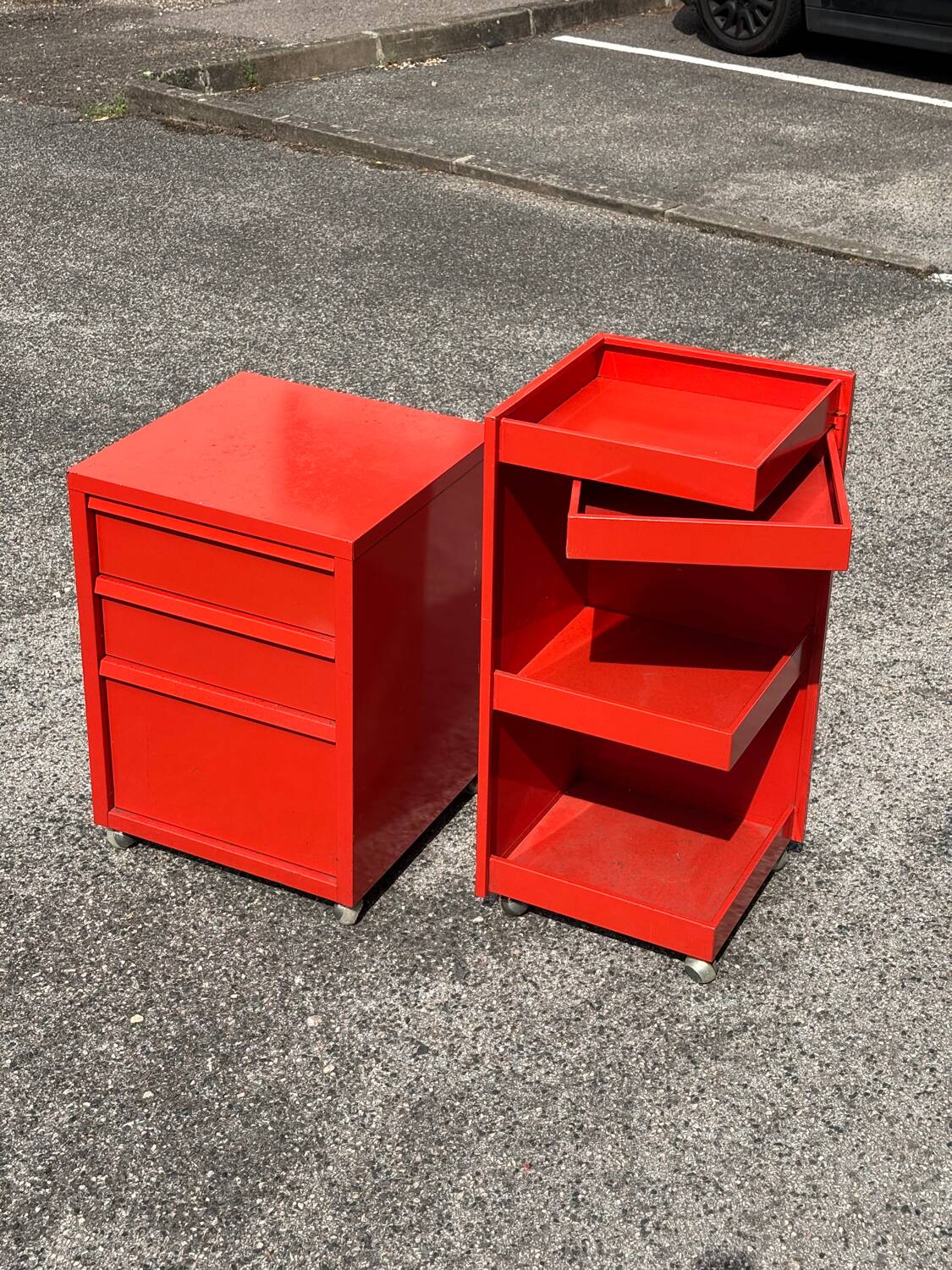 Prisunic 1970 metal trolley and box