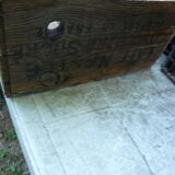 Ancienne caisse en bois publicitaire Nestlé