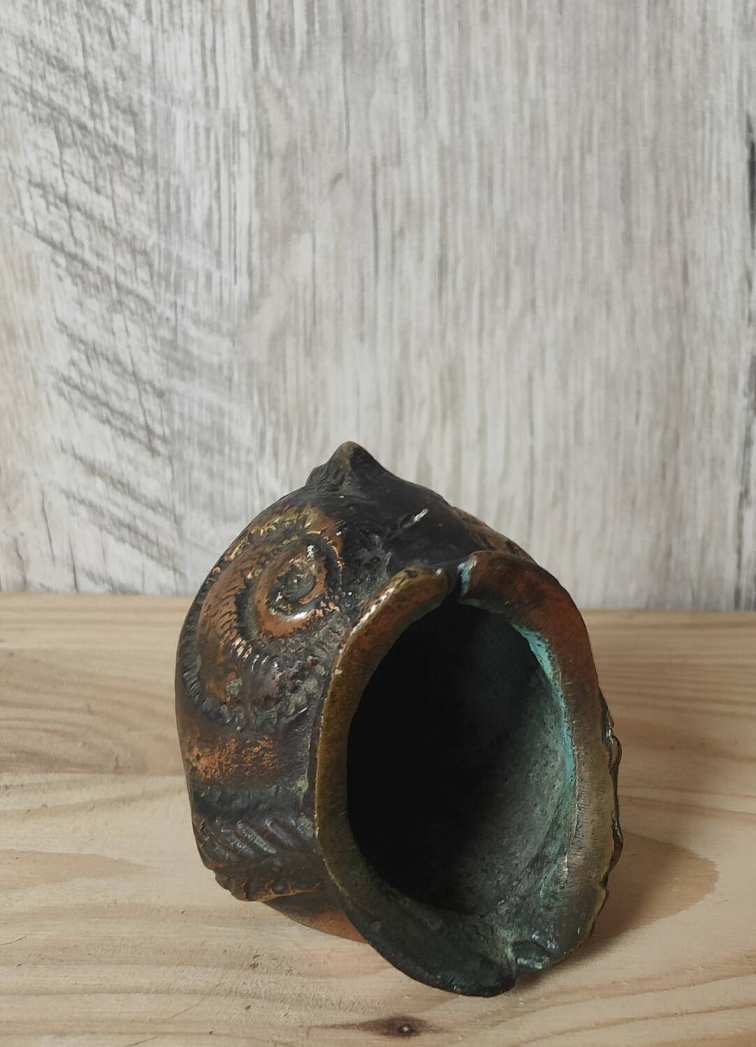 Cendrier poisson bronze