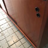 Sliding-door sideboard