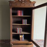 Antieke eiken houten boekenkast, vitrinekast, winkelkast, servieskast.