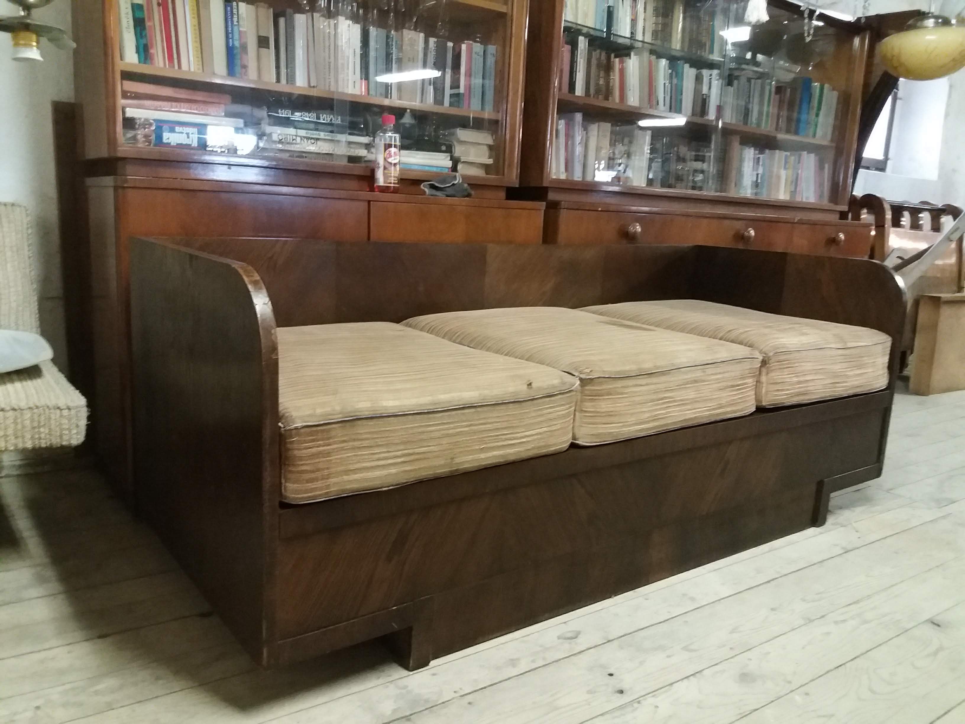 Sofa 3 places Jindřich Halabala 1930