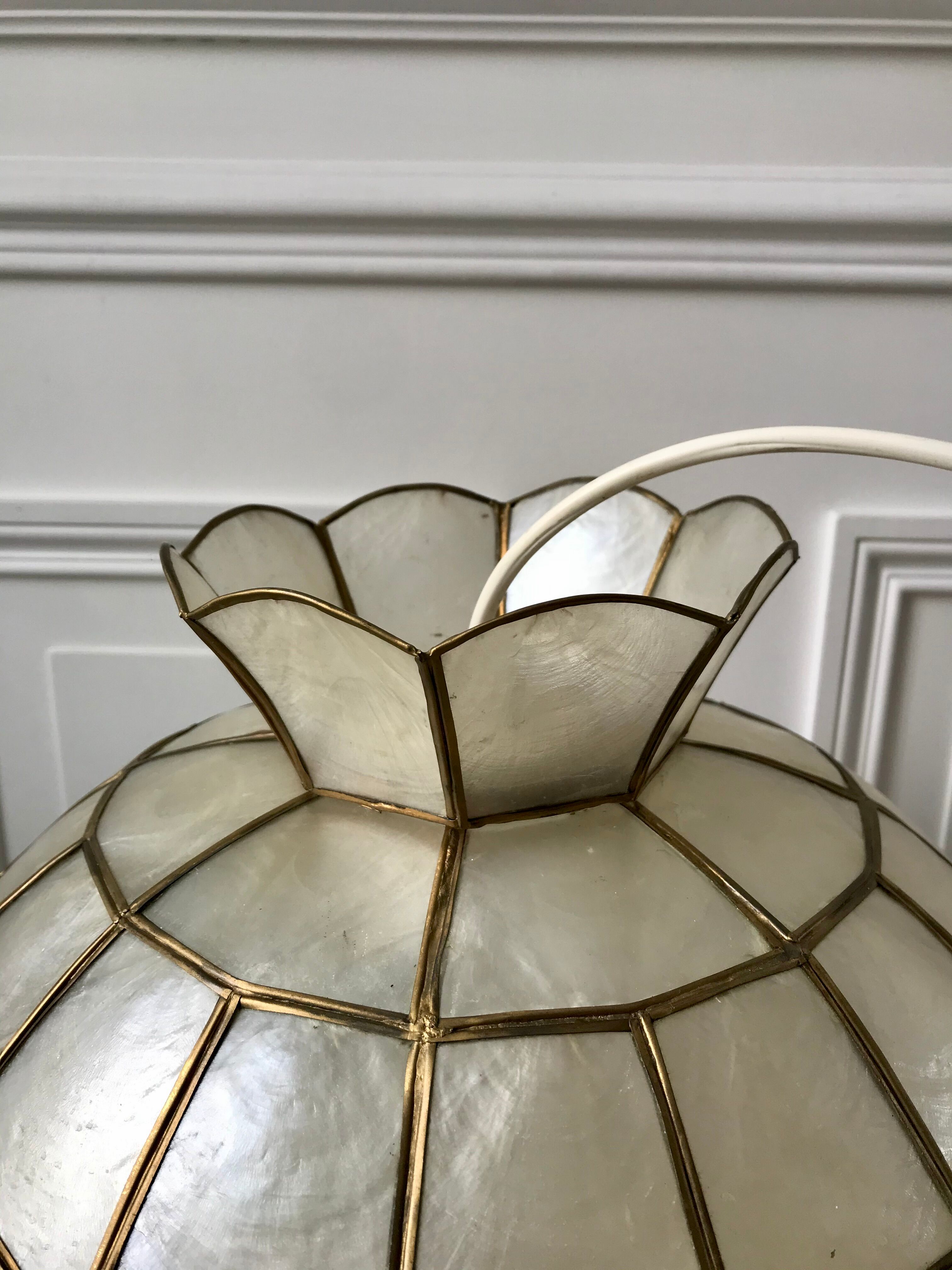 Mother-of-pearl suspension fruits 60s