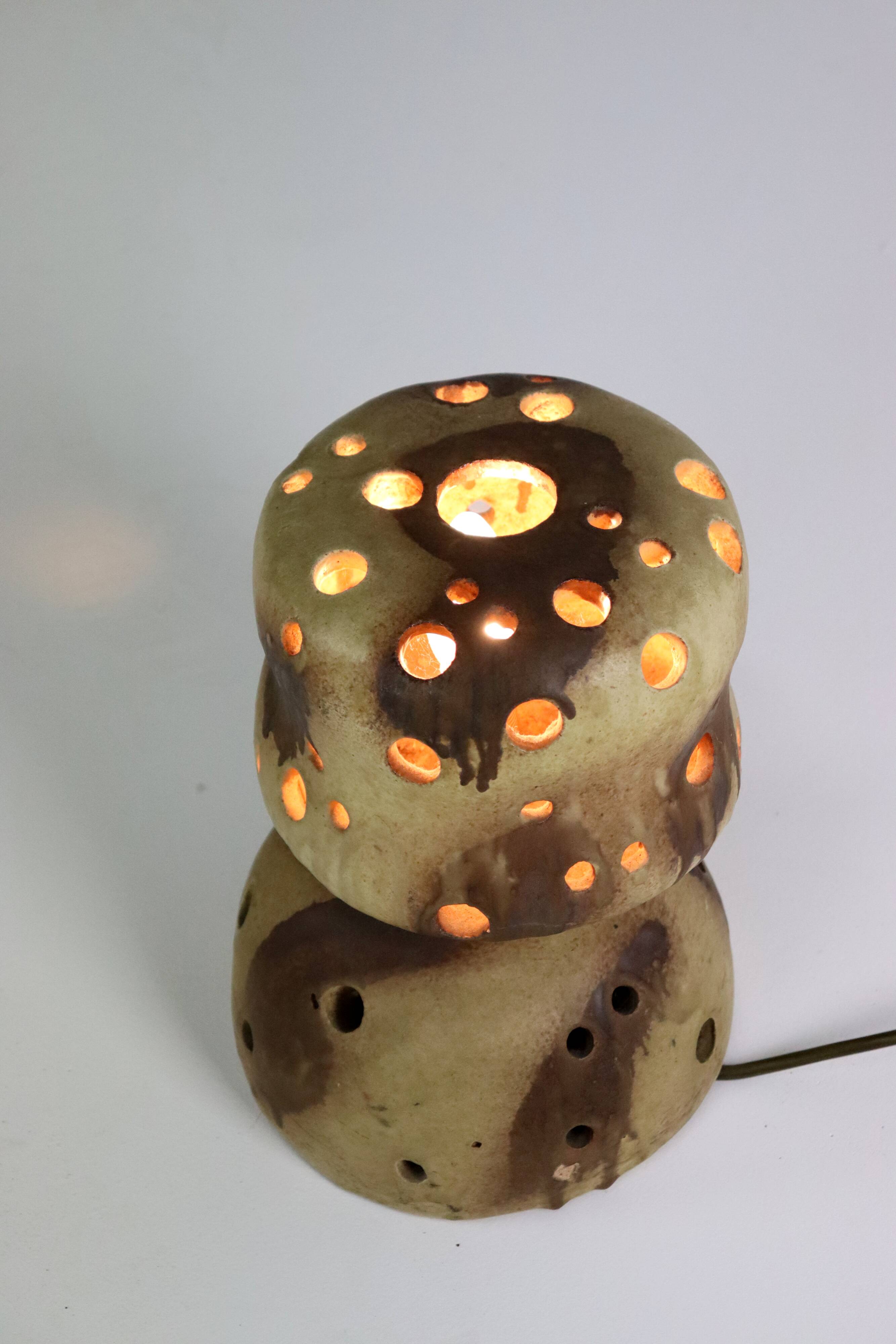 Lampe en céramique brutaliste