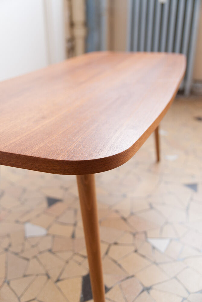 Low table feet spindles