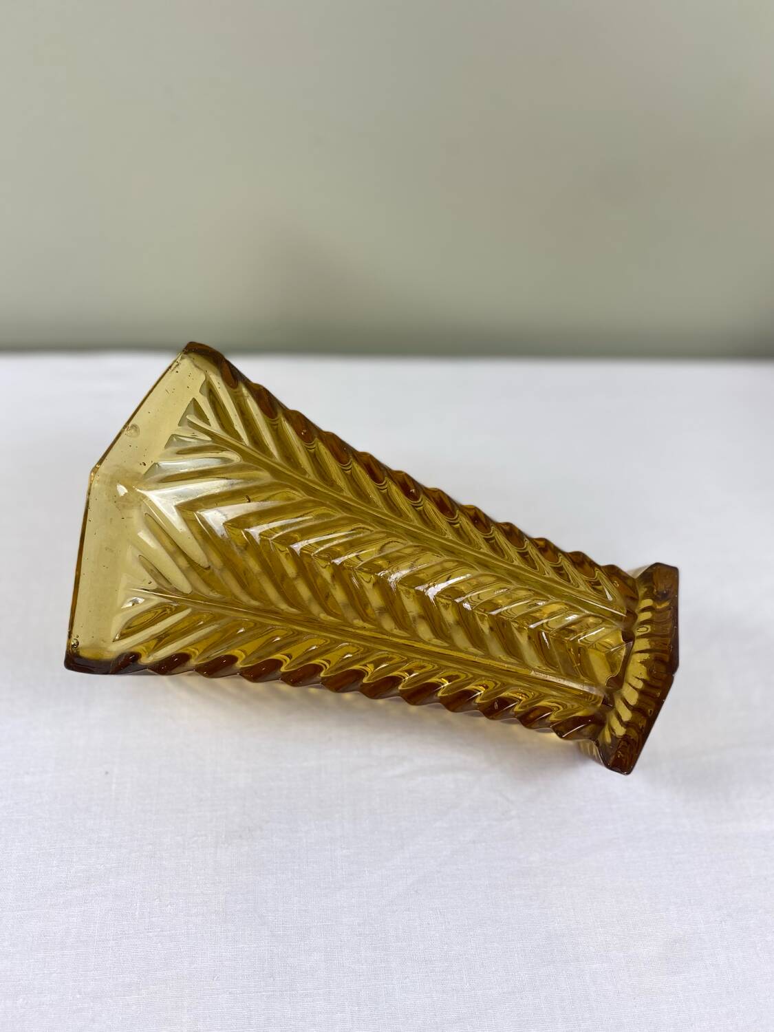 Vase art déco ambré