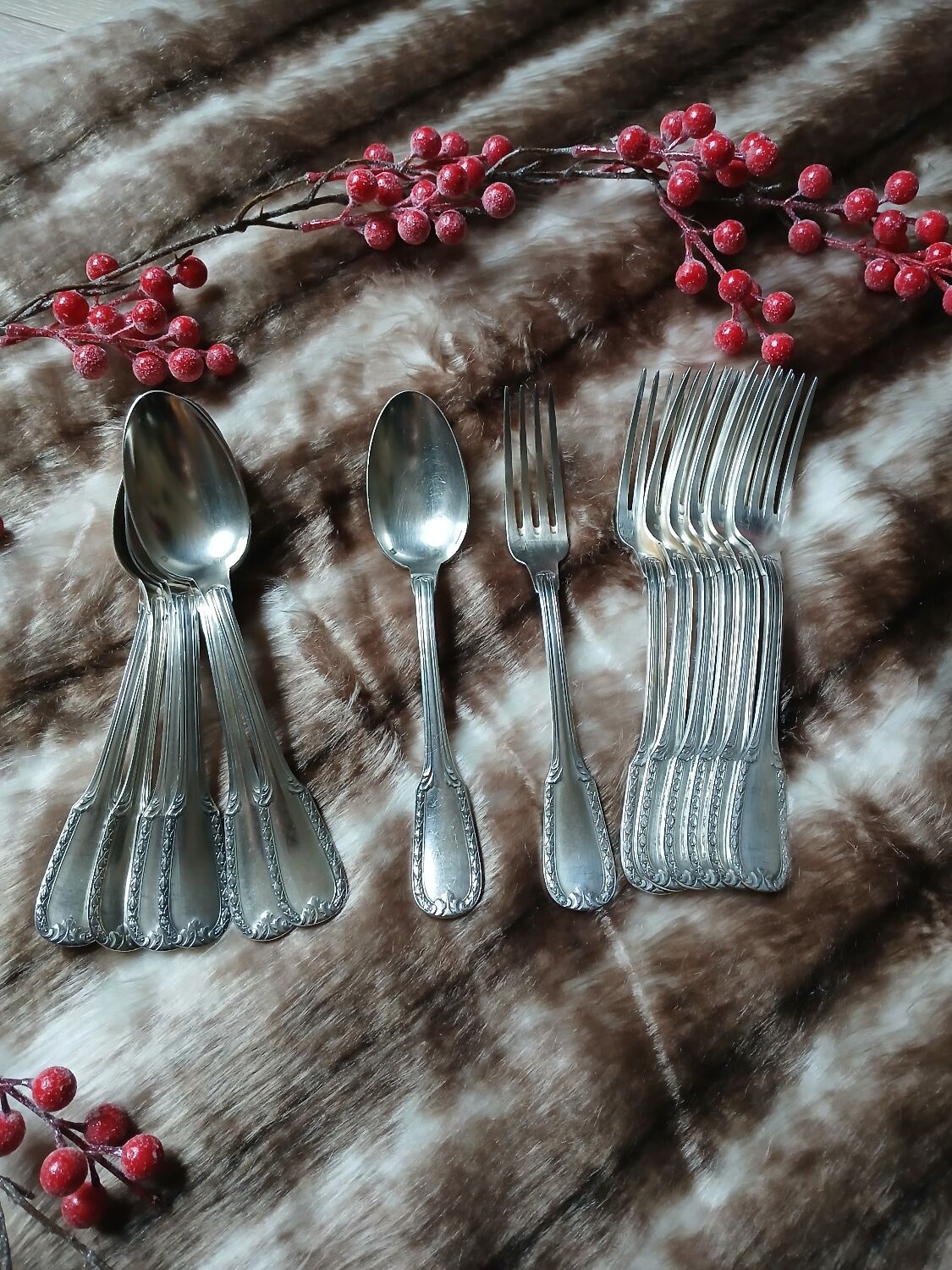 14 antique silver-plated cutlery sets