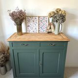 Green Parisian buffet