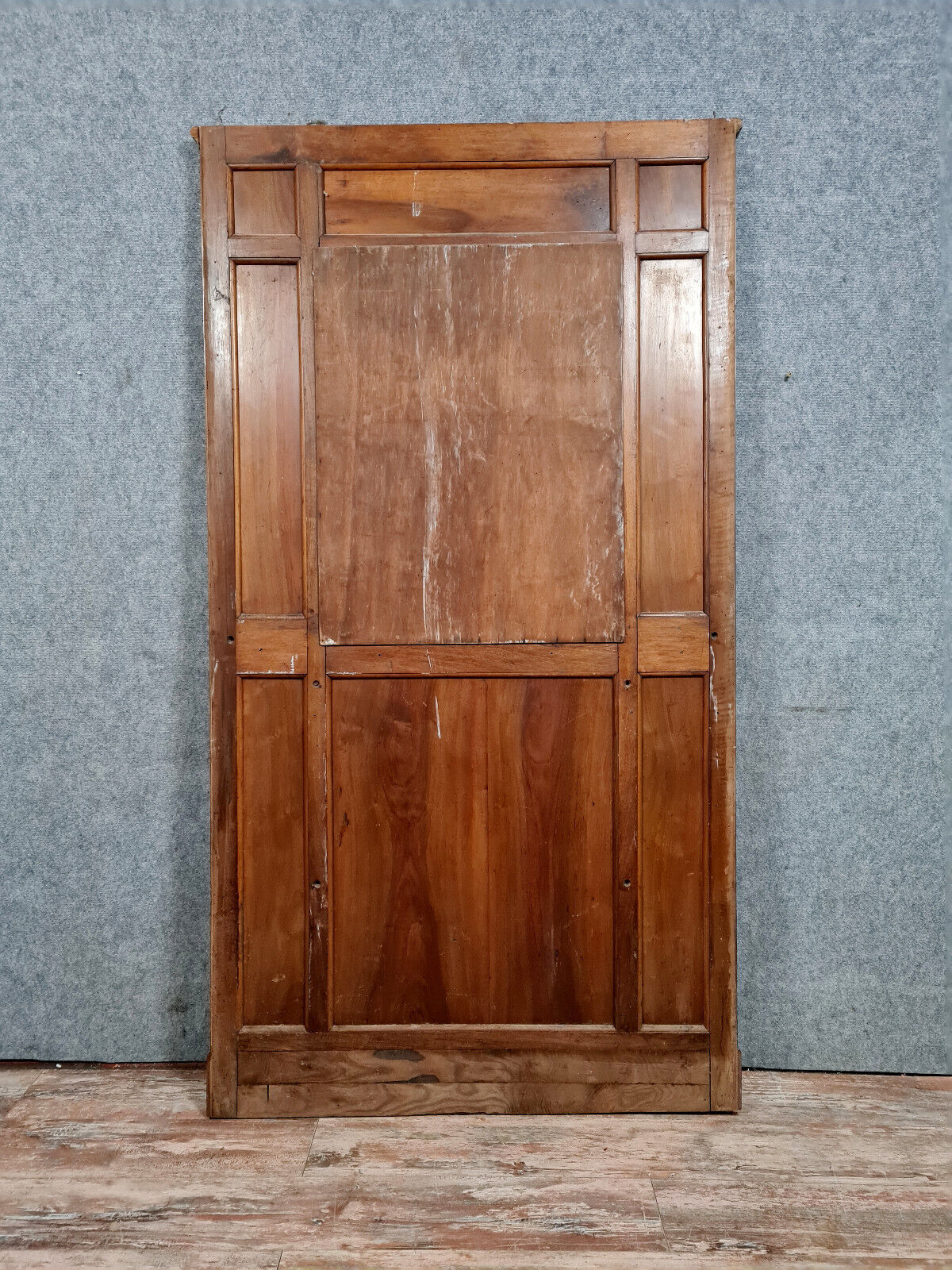 Renaissance style woodwork mirror in walnut circa 1850