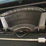 70's Olivetti Studio 46 typewriter