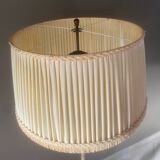 Lampadaire sur pied en laiton vintage