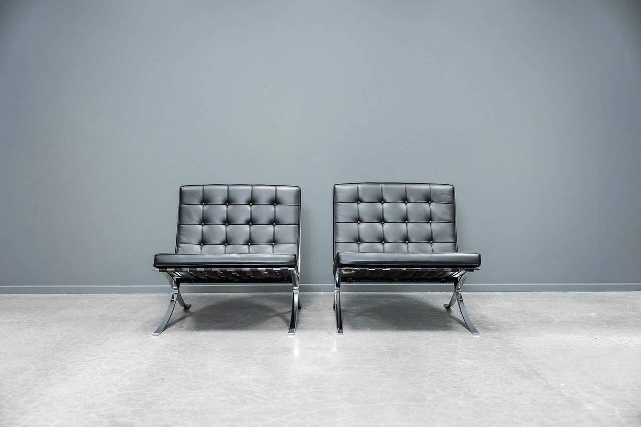 Knoll Barcelona chair