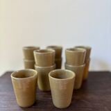 12 gobelets en grès émaillé Digoin vintage