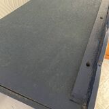 Ancienne armoire parisienne peinte en bleu nuit