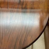 Table d’appoint ovale Regency en acajou, deuxième moitié du XIXe, TB État