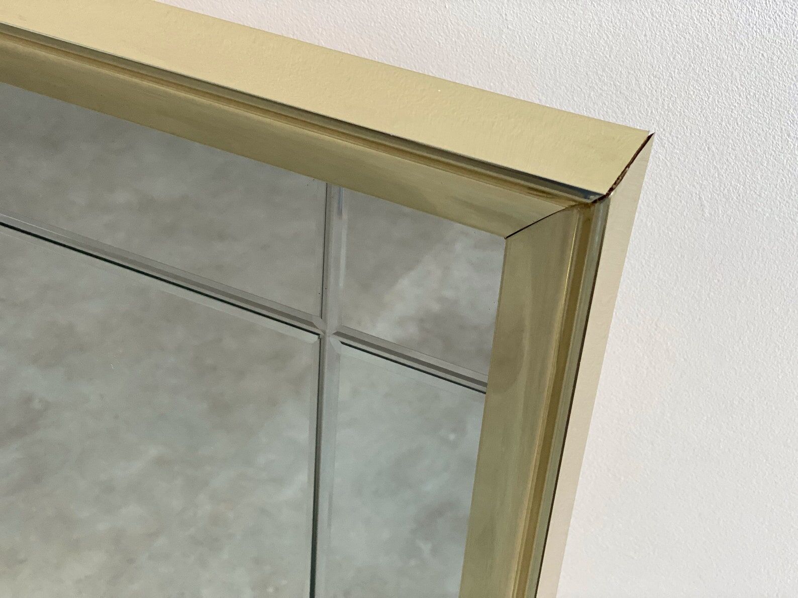 Vintage hollywood regency gold facetted mirror, 80s wall mirror