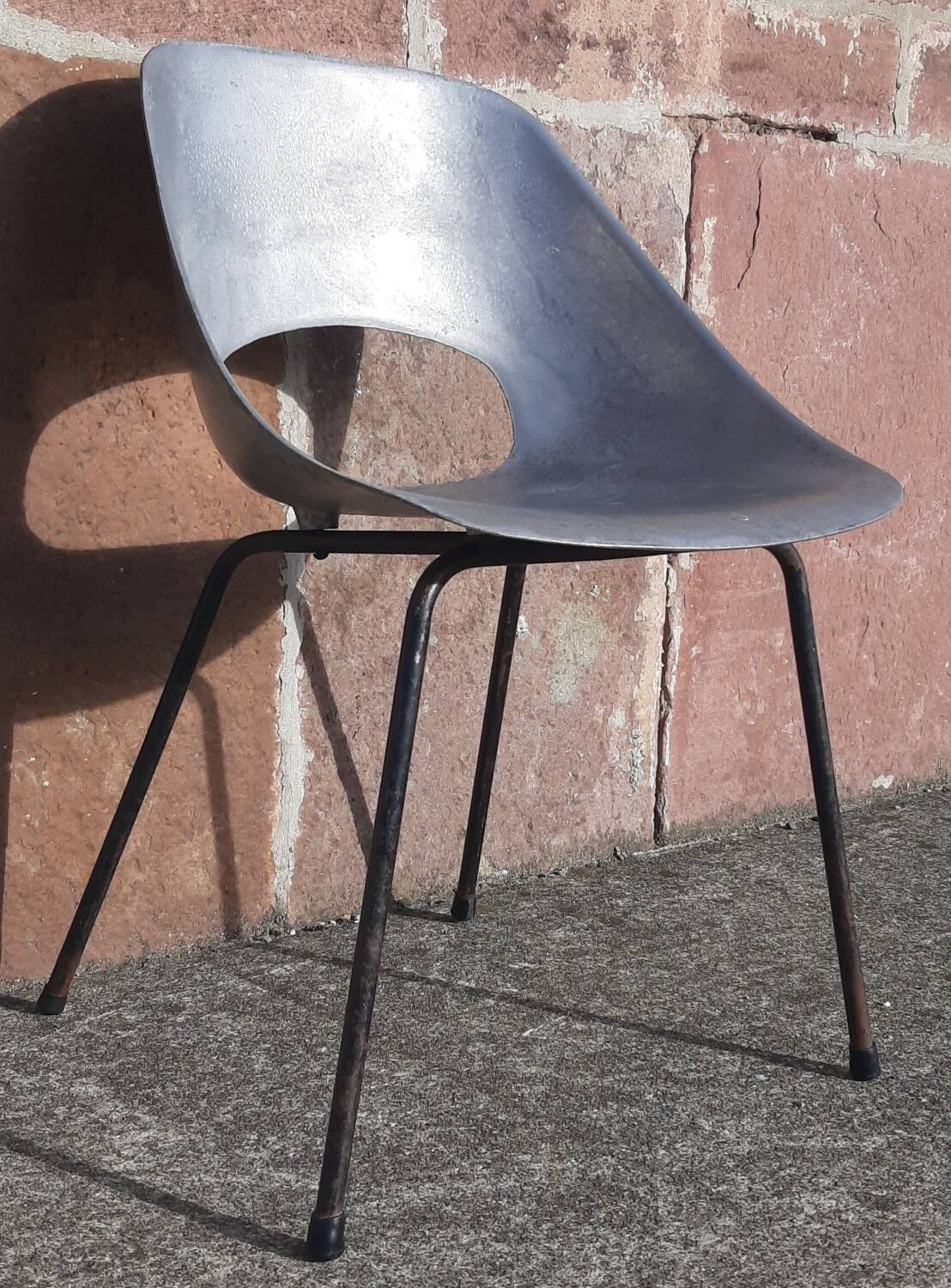Chaise tulipe Pierre Guariche. (Edition Steiner, années 50)