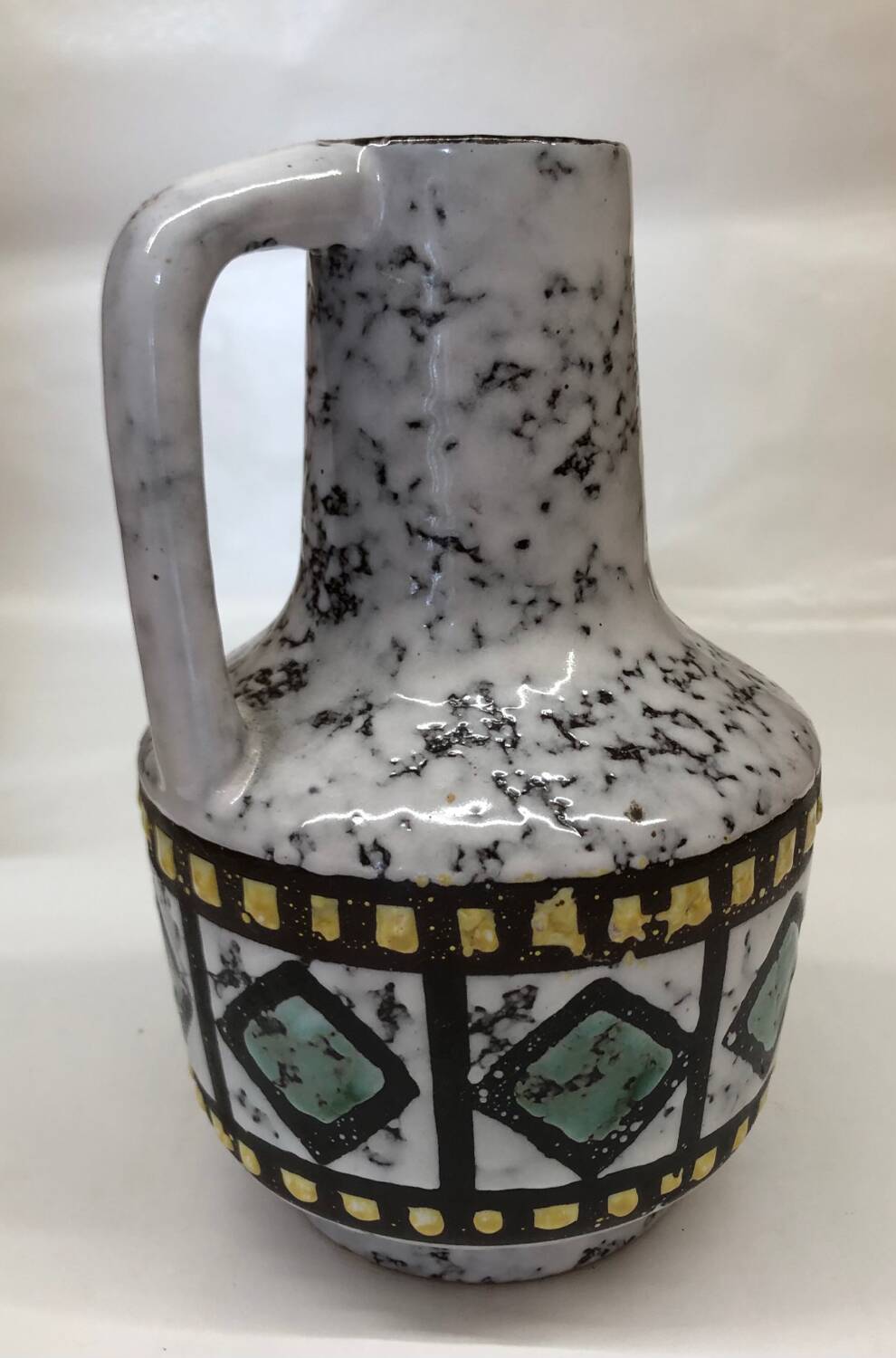 Vase en céramique par VEB Haldensleben modèle 4073