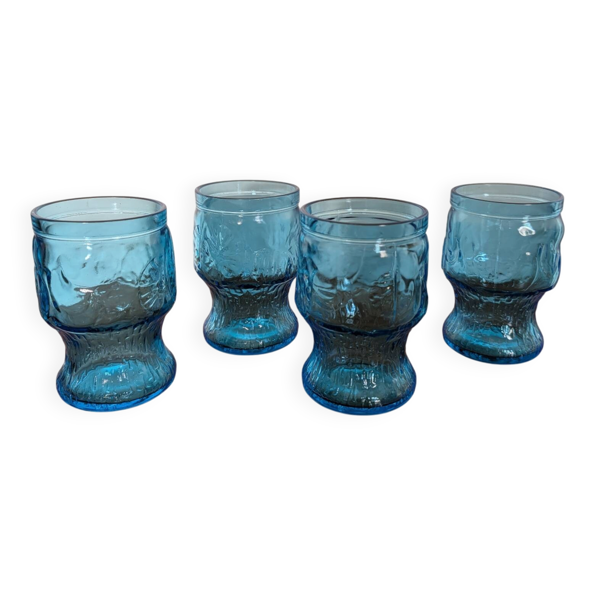 Vase en verre bleu à décor de fruits – années 1970