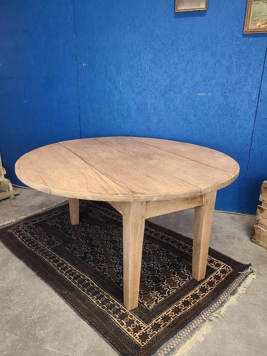 Vintage farmhouse coffee table with flap