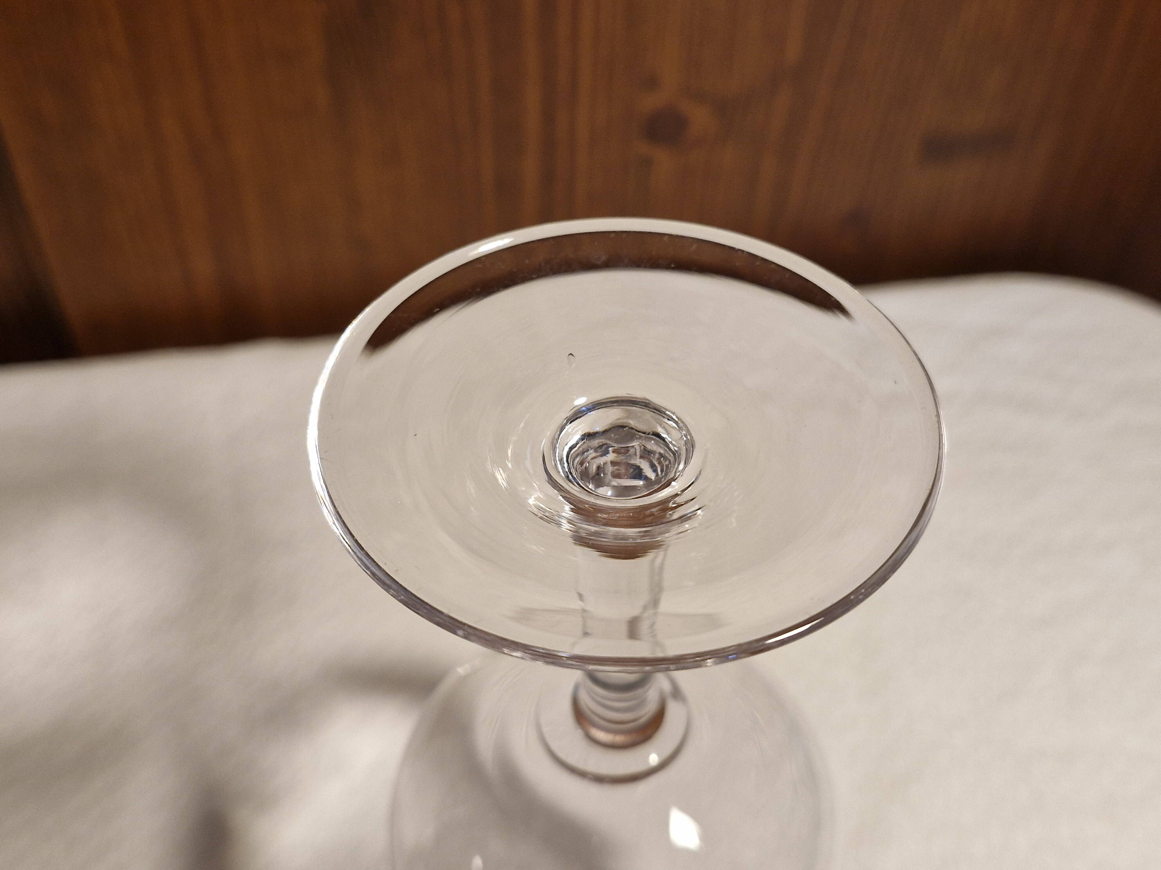 8 Rare Crystal Wine Glasses from the 2020s/30s - Vins Camp Romain Logo