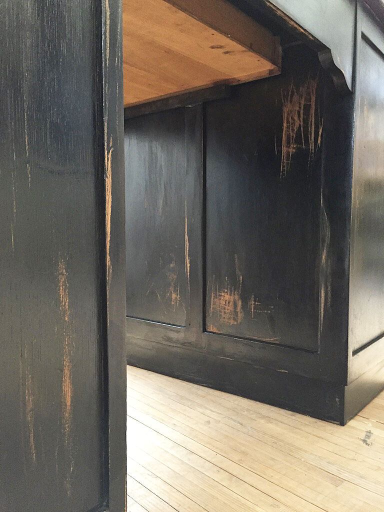 Bureau de notaire noir