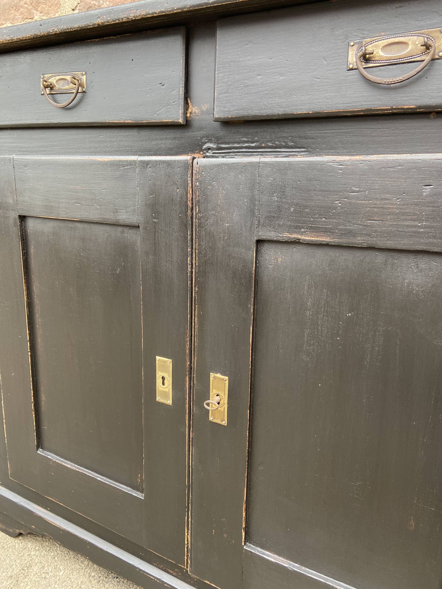 Low sideboard Early XXth wood painted
