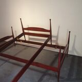 Twin/bunk beds