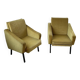 Paire de chauffeuses fauteuils vintage velours jaune