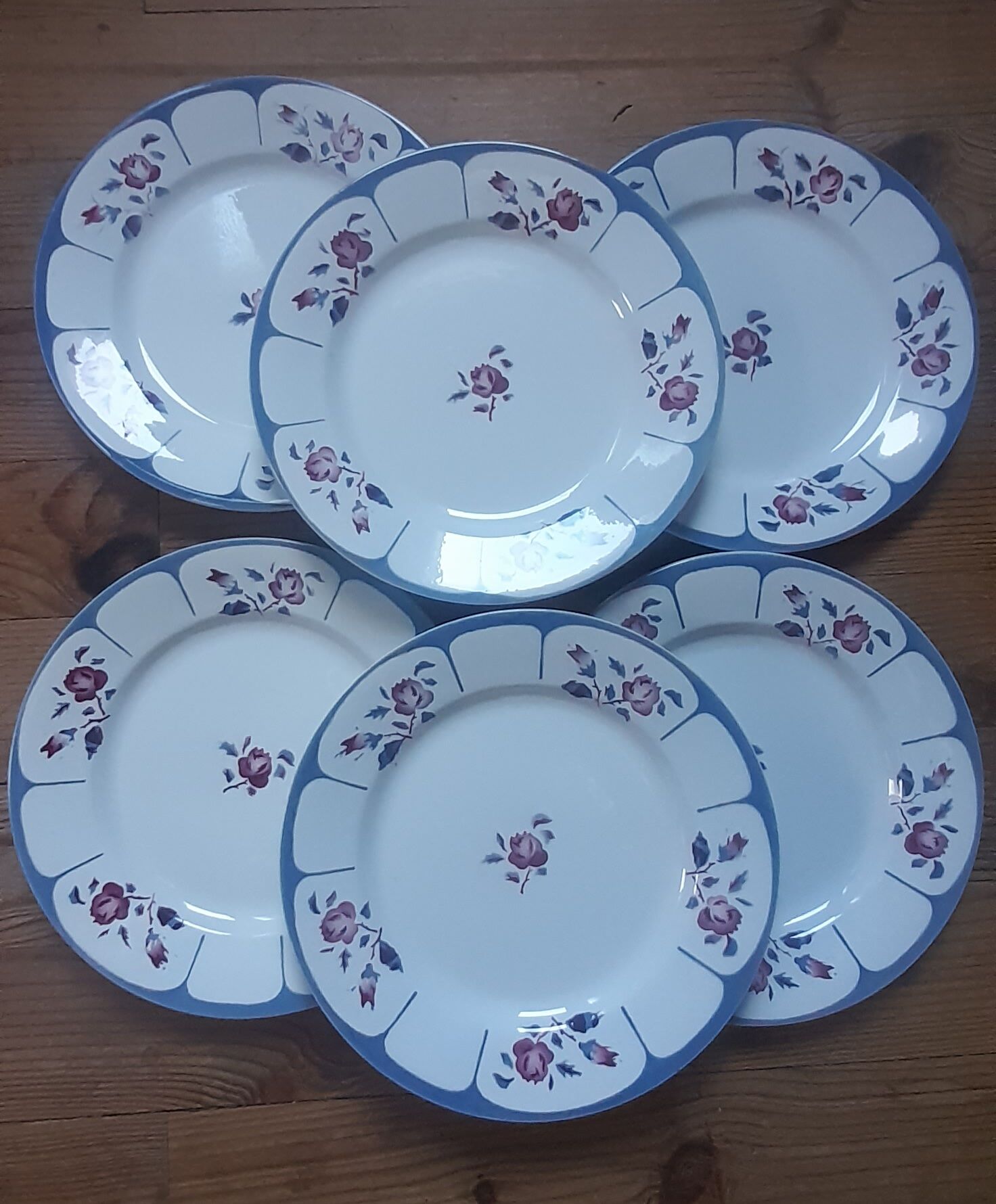 6 flat plates "Ninette" from the Digoin Sarreguemines manufacture, France
