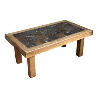 Table basse brutaliste en chêne massif et marbre, années 70