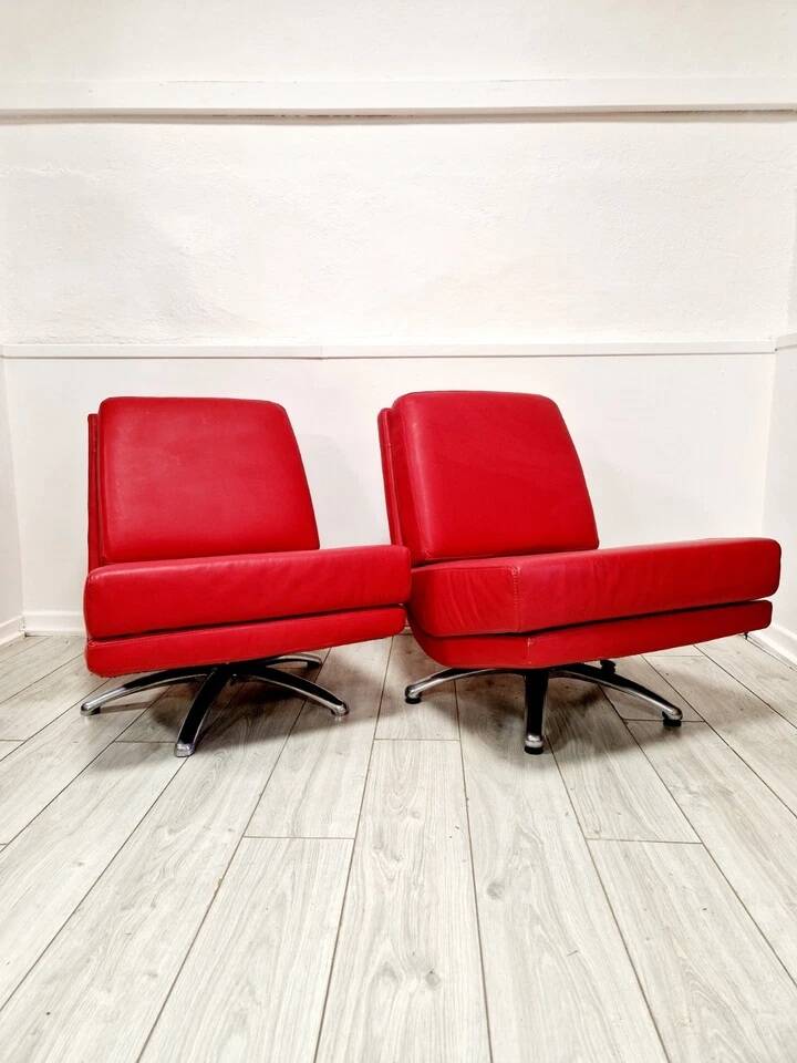 Pair of Mid Century Style Breeze Swivel Chairs Cajus Maelum for Fjords