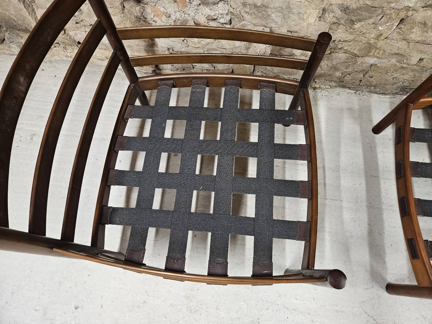 Paire de fauteuil vintage cuir Coja Suède 1960"