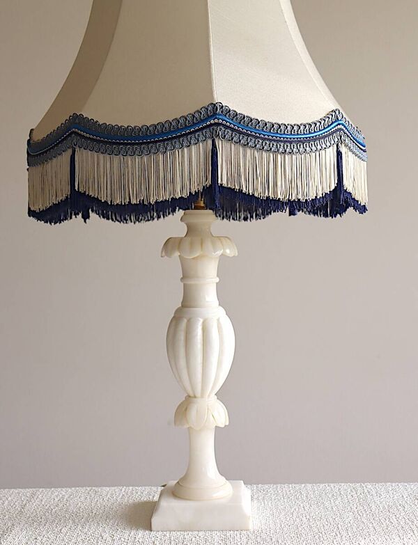 Lampe albatre abat-jour blanc