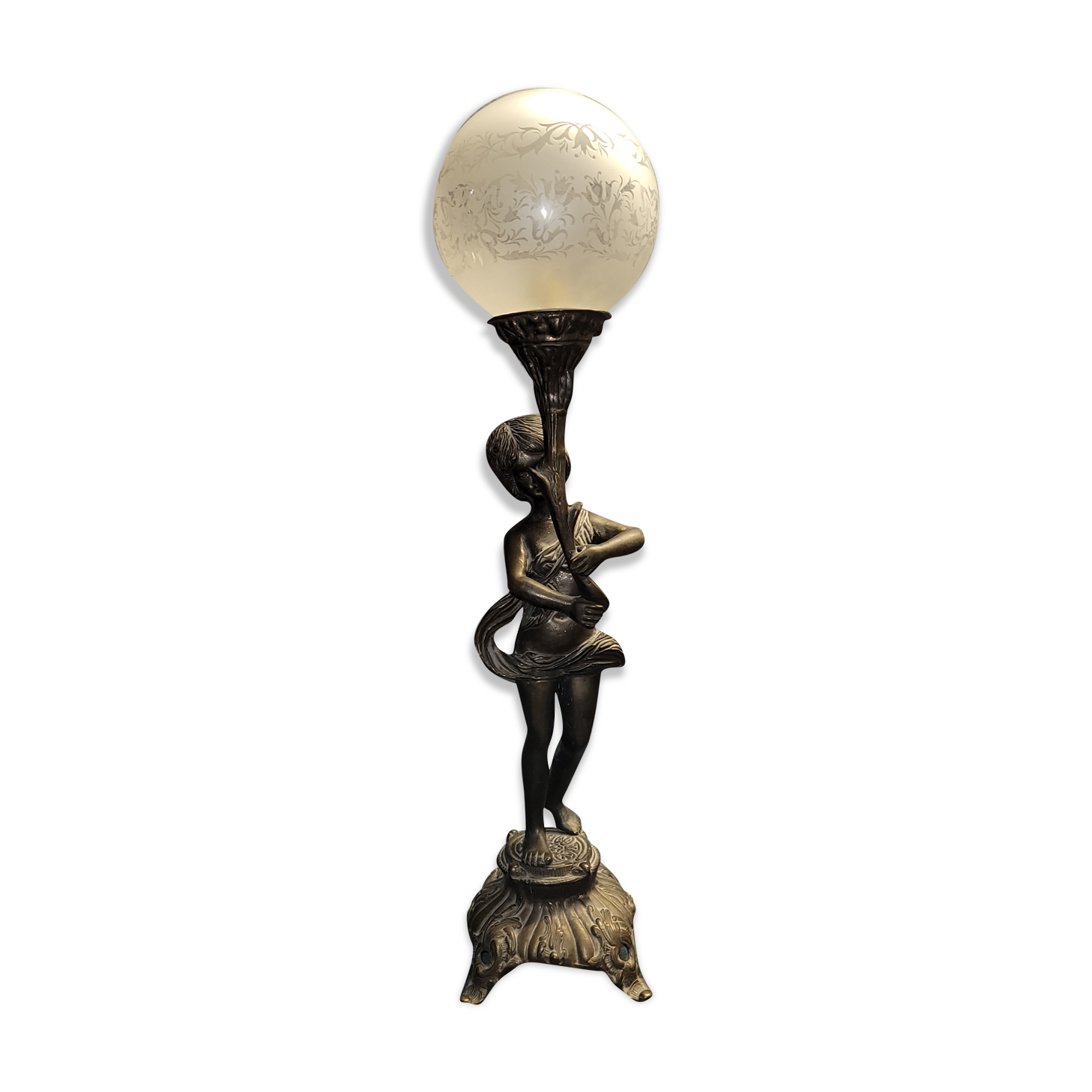 Lampe en Bronze électrifié figurant un rnfant XIXe