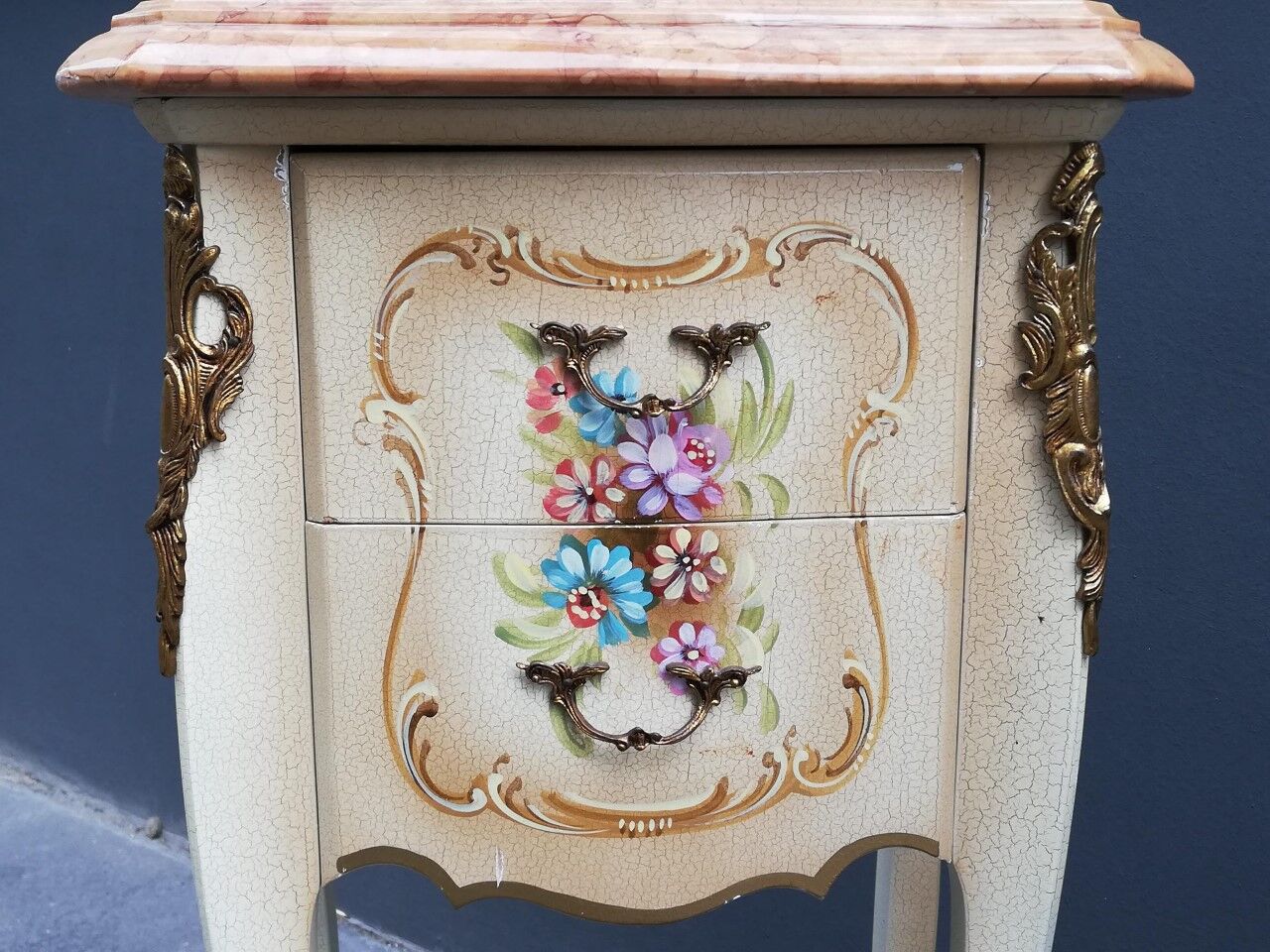 Pair of Italian Louis XV-style bedside tables