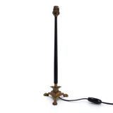 Lions paw tripod lamp base