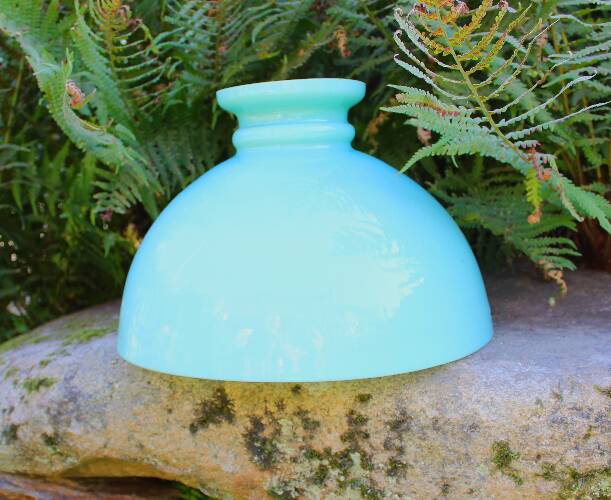 Replacement green opaline for Napoleon III chandelier