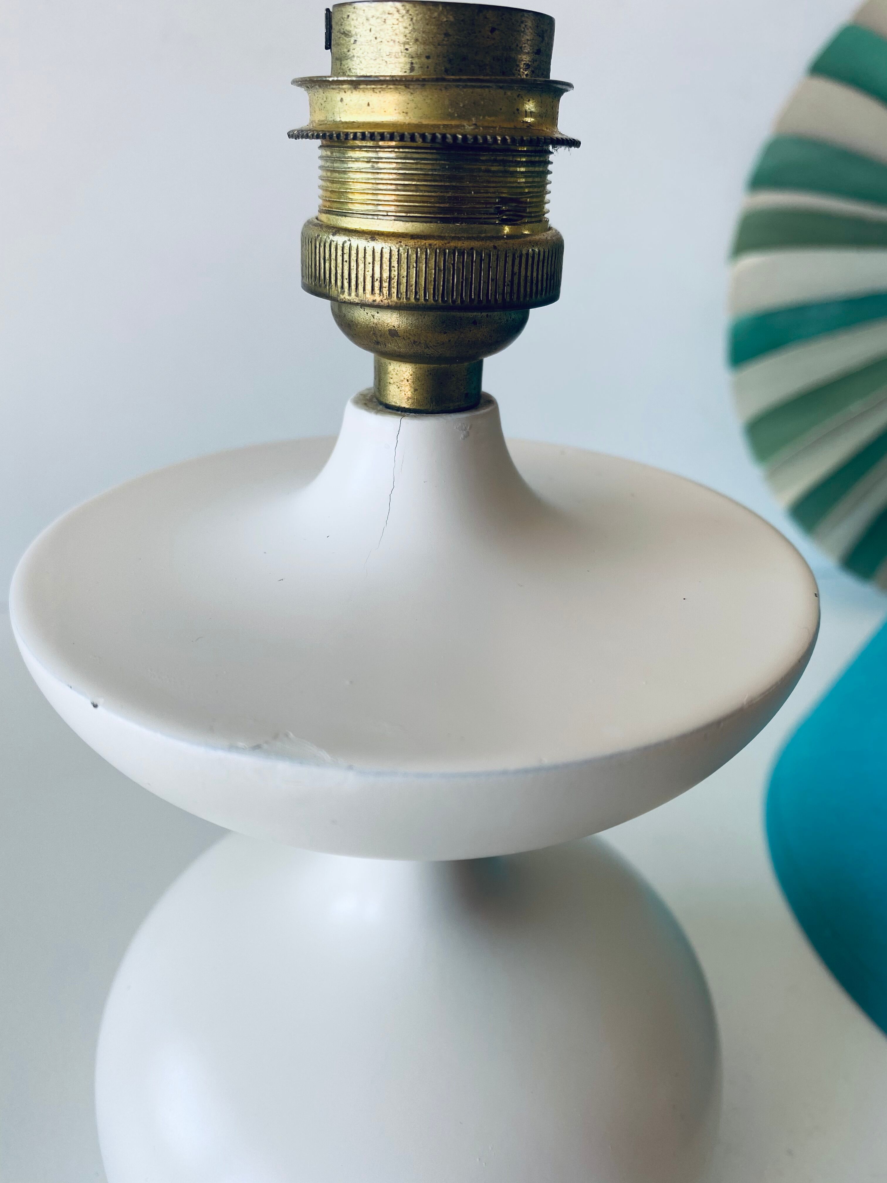 Vintage lamp shape diabolo