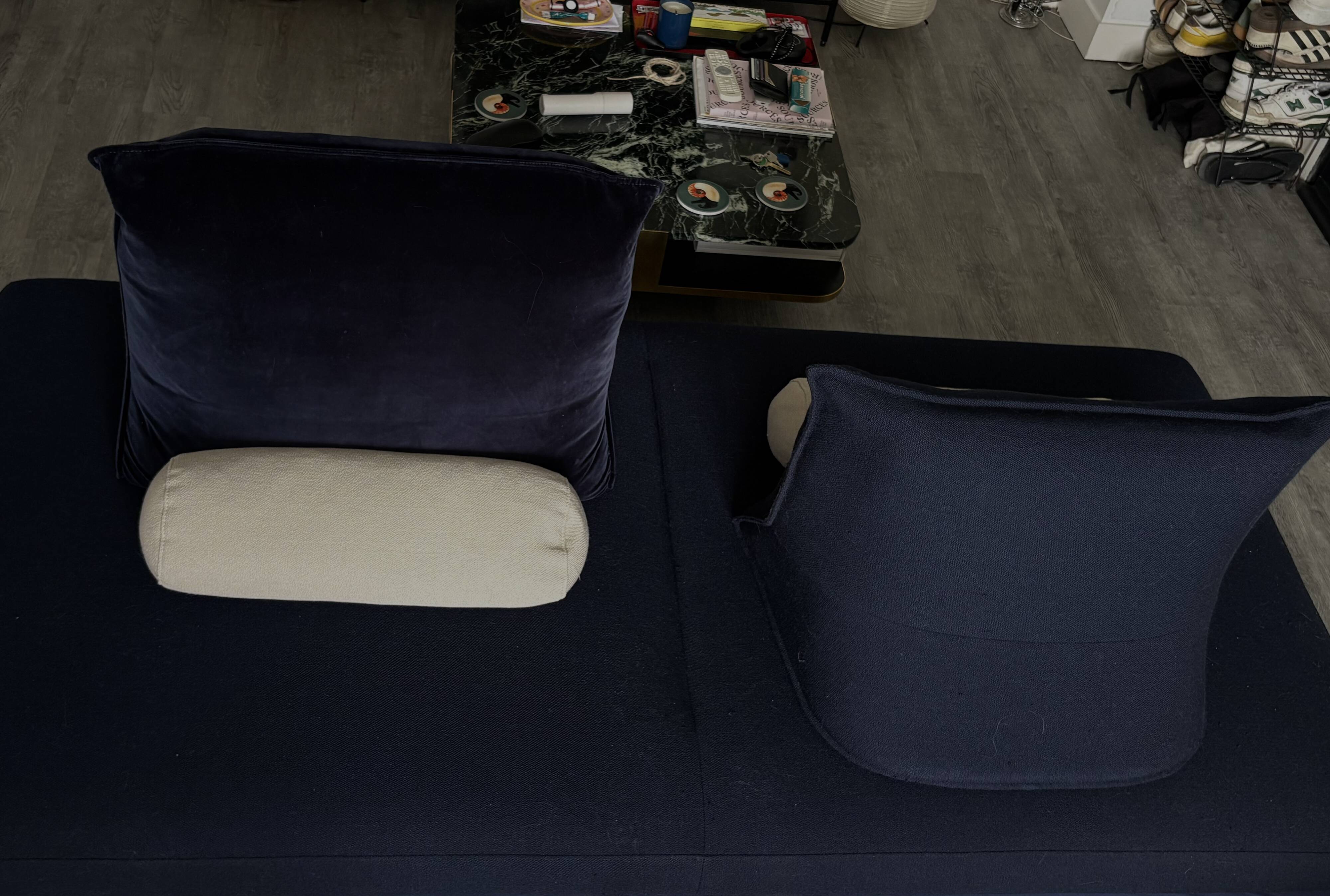 2-seater sofa model Prado Cinna