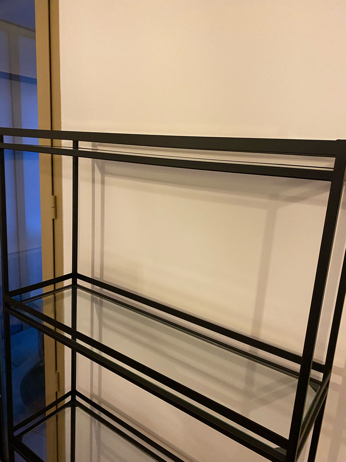 Shelf Am.pm