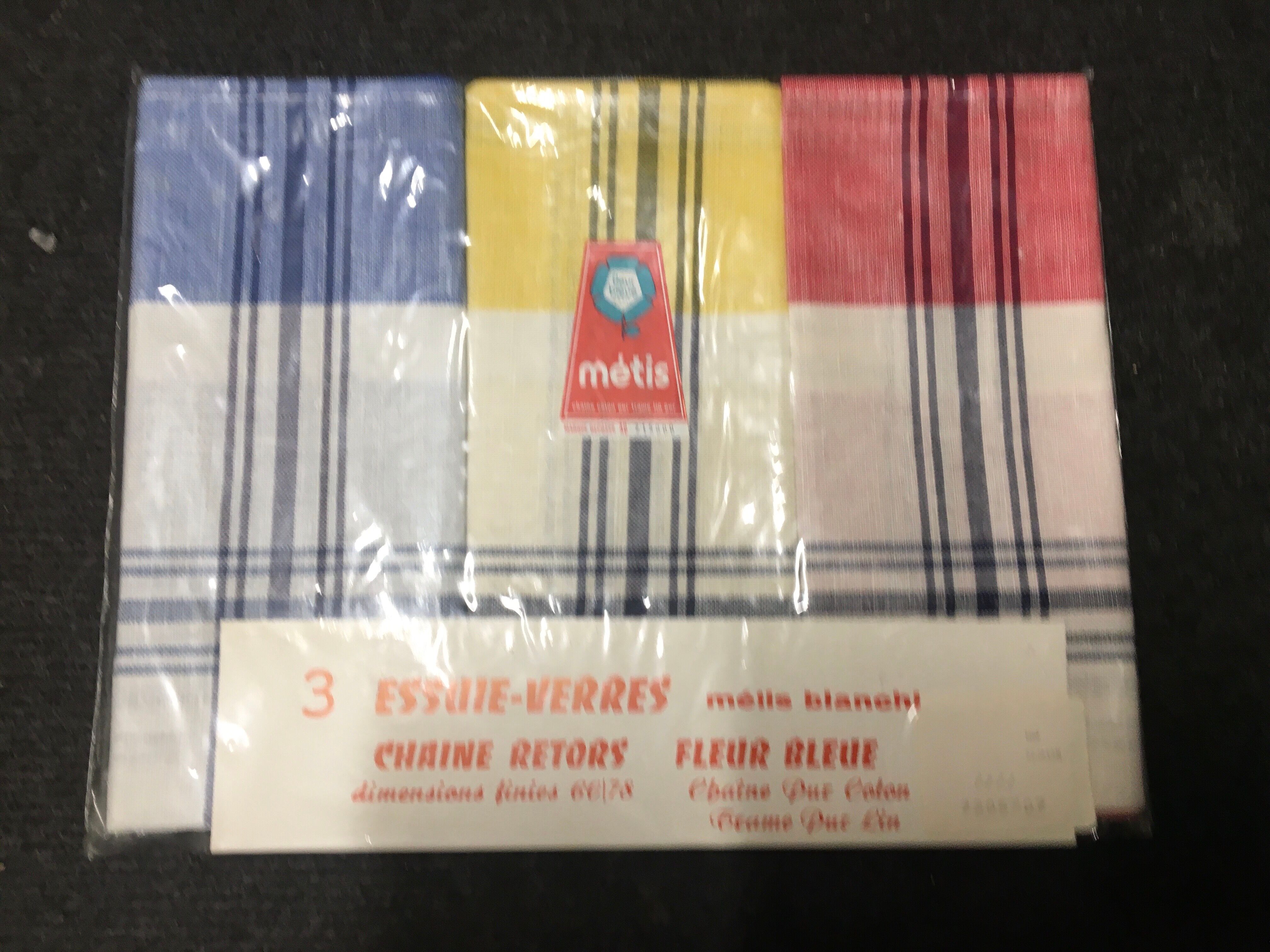 set of 15 old tea towels new in linen and cotton