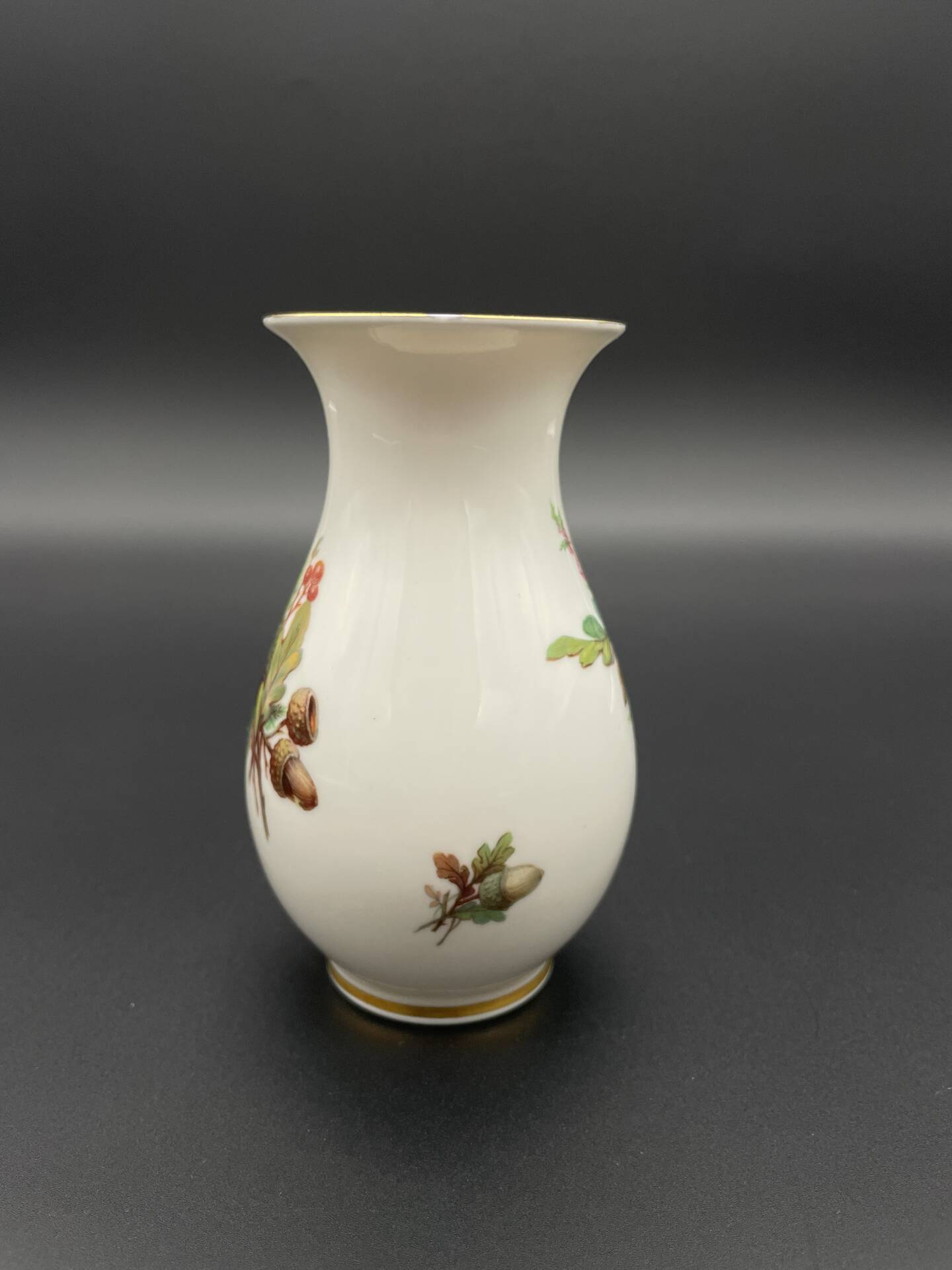Small Rosenthal vase with pine cones and acorns, 1920s-30s.