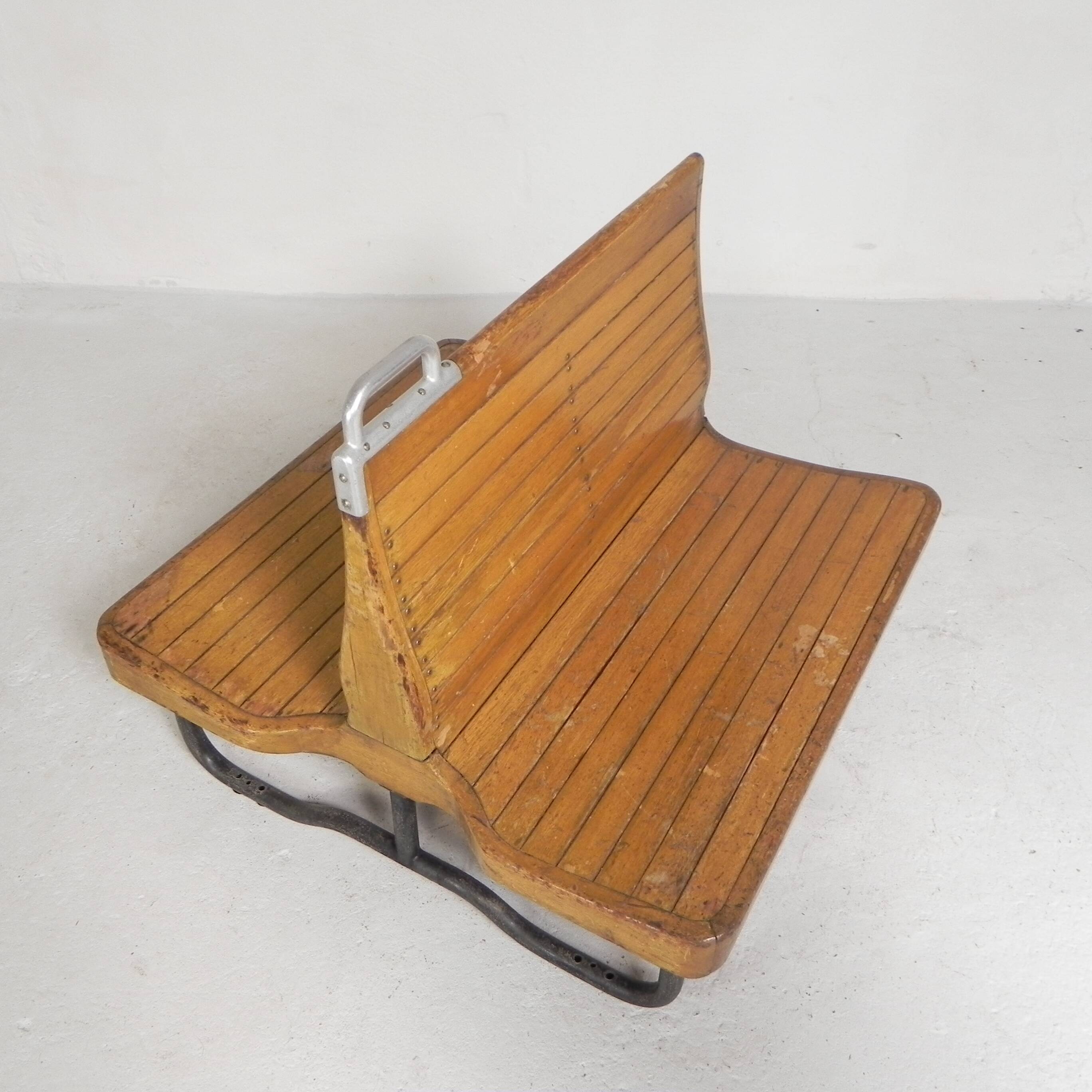 Banc de train en teck double face, années 1930