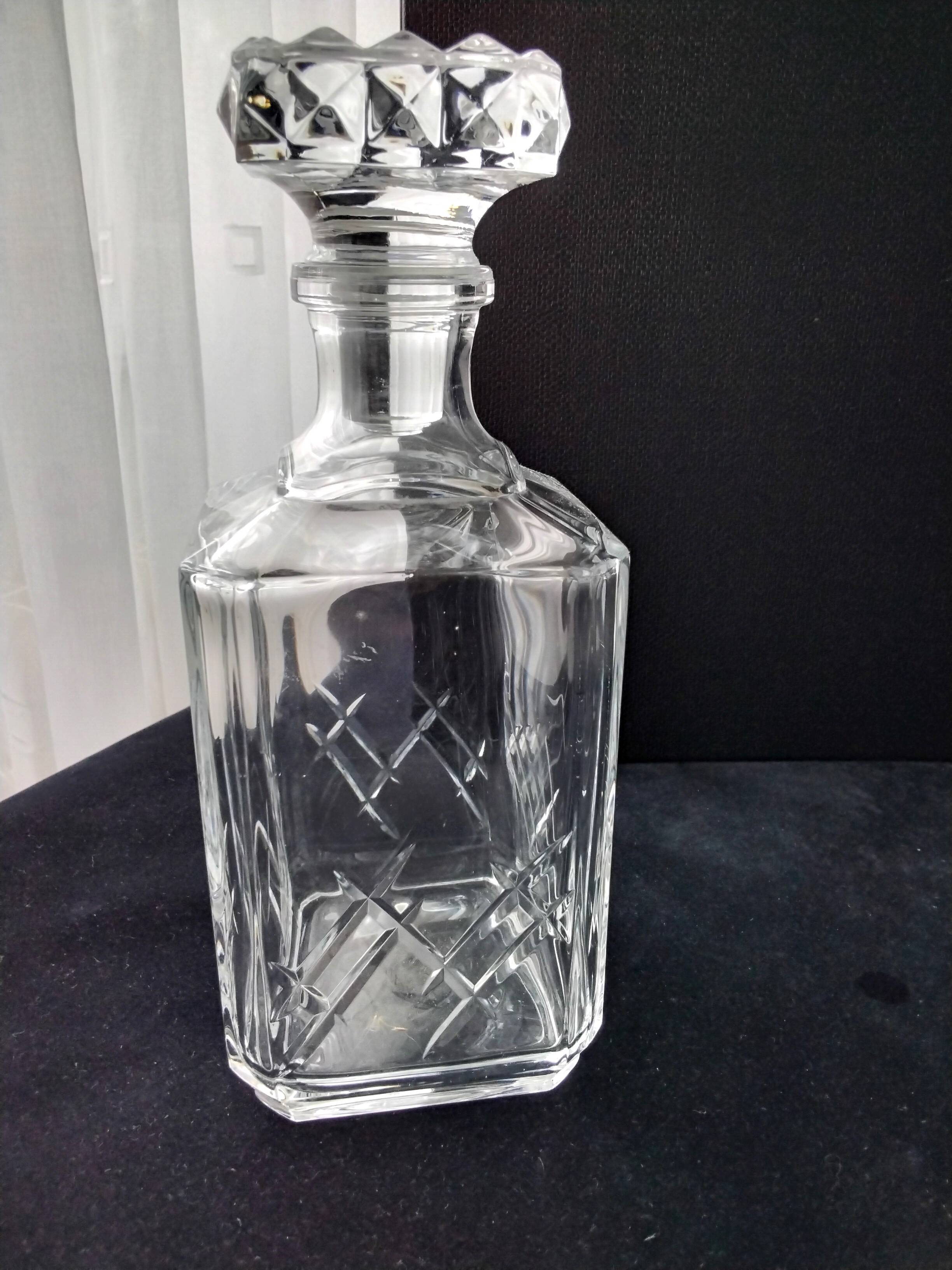 Cut crystal whiskey decanter