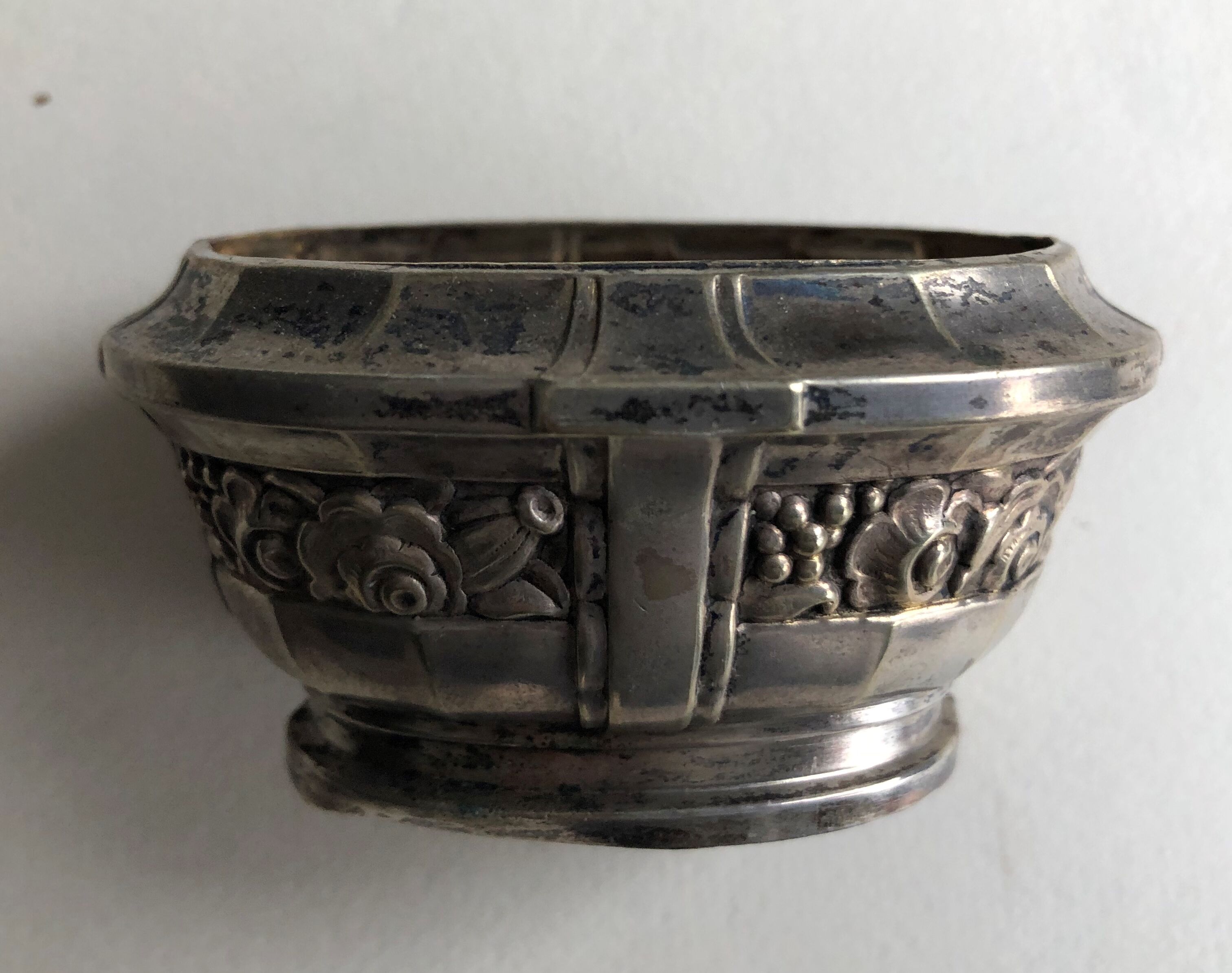 Pair of ancient salters